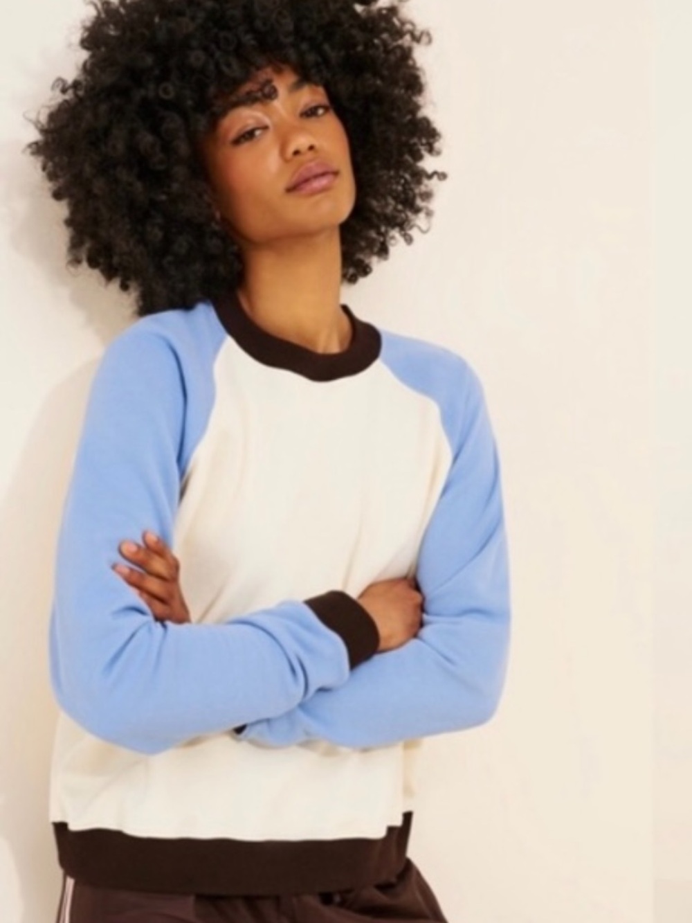 Colorblock Raglan Crewneck Sweater - Light Blue & White